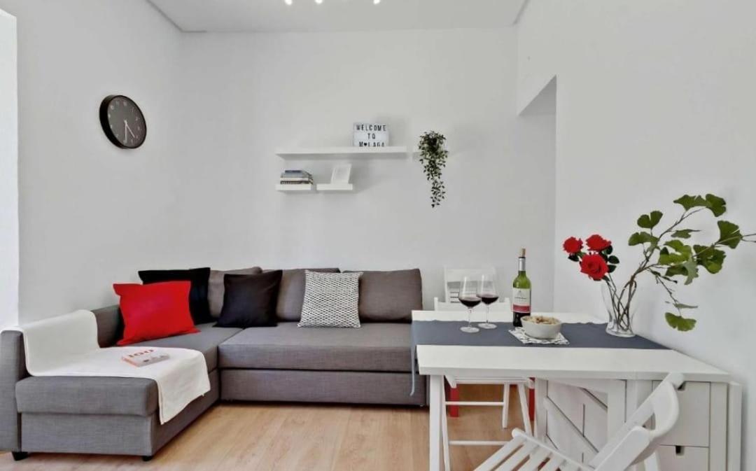 Magnifico Apartment มาลากา ภายนอก รูปภาพ
